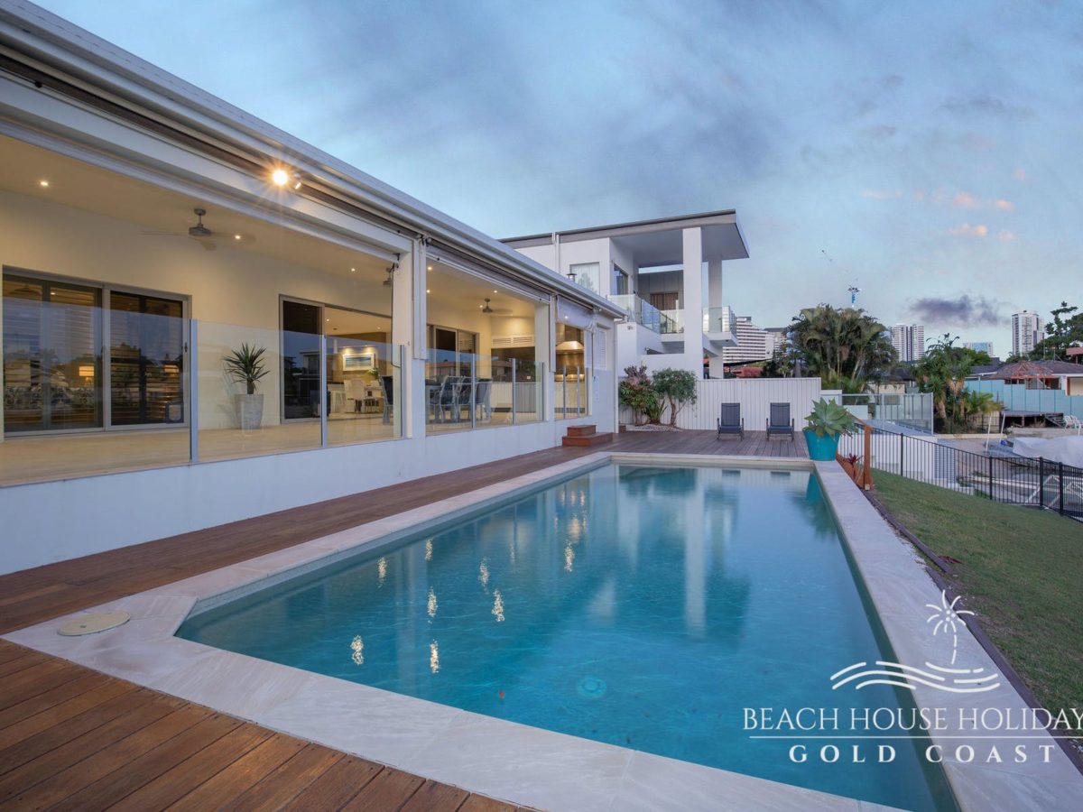Waterfront Belle Beach House
