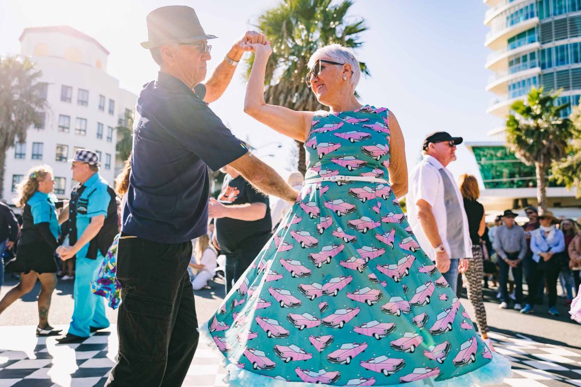 couple dancing in the street